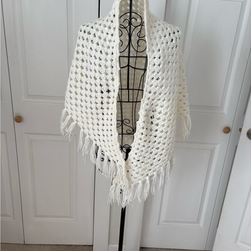 Elegant White Crochet Shawl